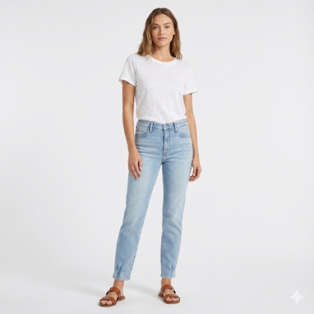 Good American Light Blue Straight Leg Jeans